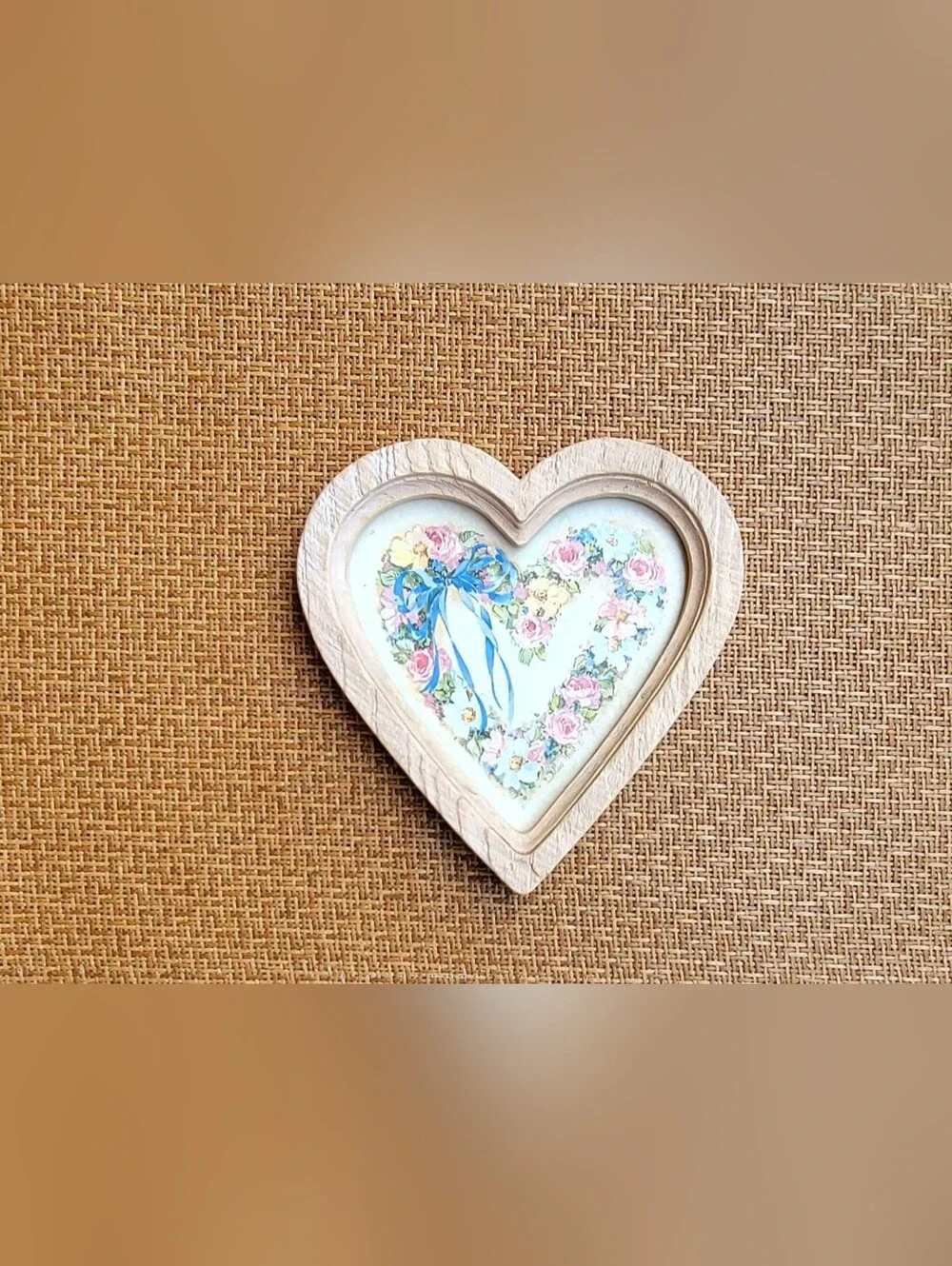 Vintage 87 Homco Heart-shaped Cottagecore Floral Wall Art/Decor by Barbara Mock